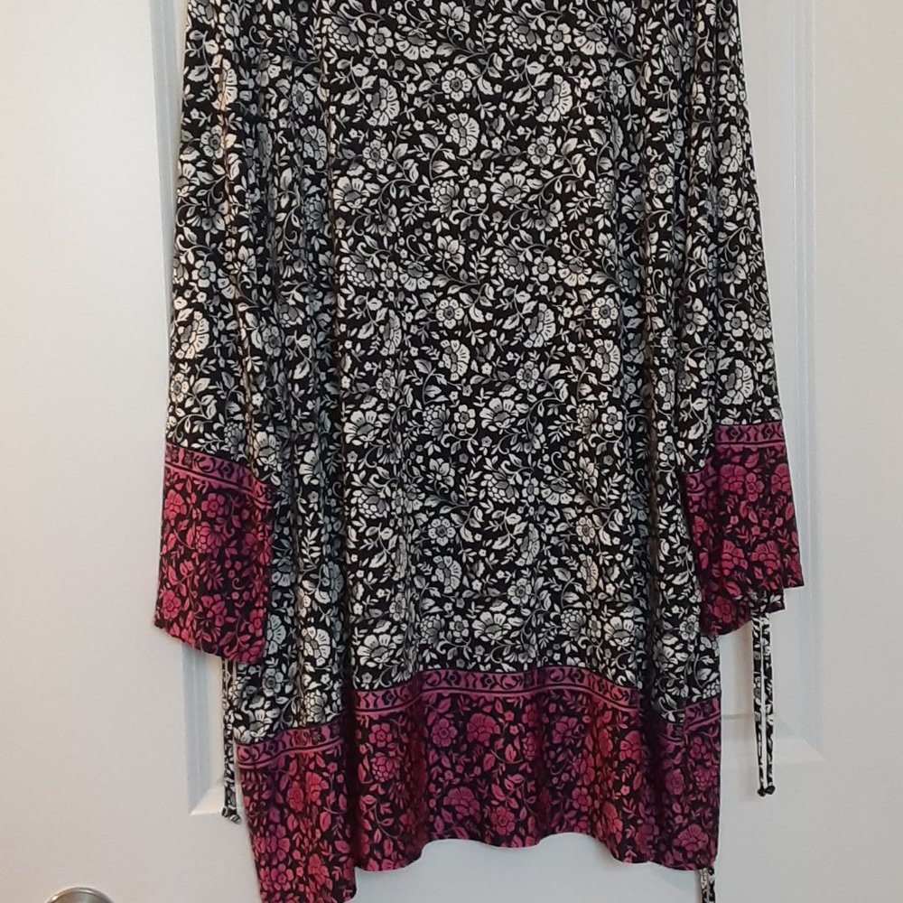 Printed Knit Top w/Tie Details